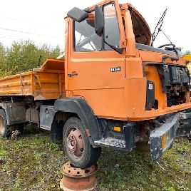 Mercedes-Benz LK 814 K 4x2 6-cylinder, accident damage / parts sale