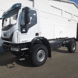 ¡Iveco EuroCargo ML150E25 W 4x4, 3x disponible!