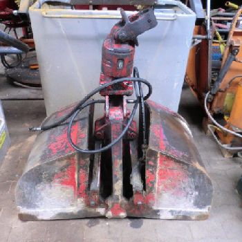 Kinshofer - 2 claw grabs