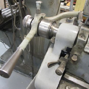South Bend Cat No.CL187ZB 3.5'Bed 10"Swing Lathe W/5C Collet Pull Type Bar (#17165); South Bend Cat No.CL187ZB 3.5'Bed 10Swing Lathe W/5C Collet Pull Type Bar
