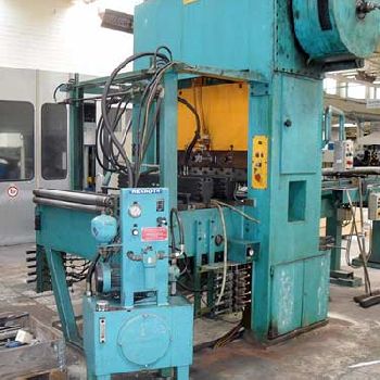 Eccentric presses Manzoni