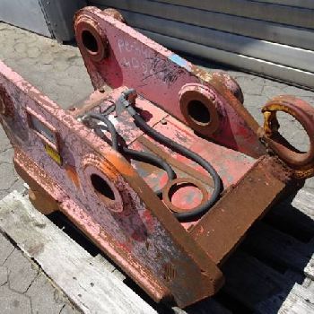 REIF hydraulic quick coupler SWP 3,