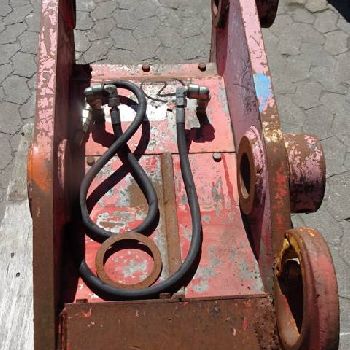 REIF hydraulic quick coupler SWP 3,