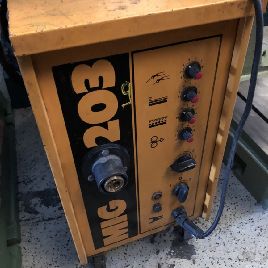 WELDING MACHINE (N ° 9) MIG 203