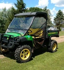 2015 John Deere 825