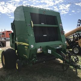 2010 John Deere 568