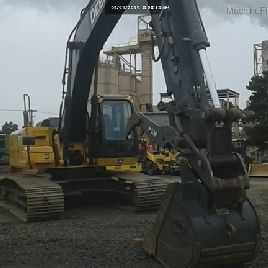 2014 John Deere 250G LC