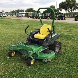 2017 John Deere Z915E
