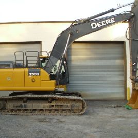 2018 John Deere 250GLC