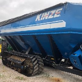2014 Kinze 1300