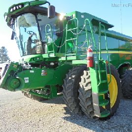 2015 John Deere S670
