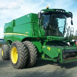 2012 John Deere S670
