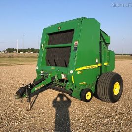 2010 John Deere 568