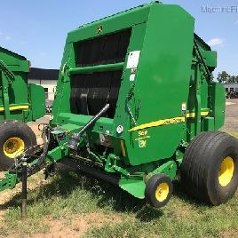 2017 John Deere 569