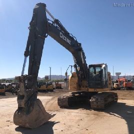 2018 John Deere 245G