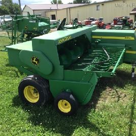 2015 John Deere 338