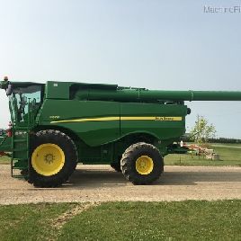 2015 John Deere S670