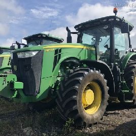 2016 John Deere 8245R