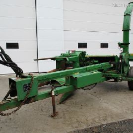 2002 John Deere 3975