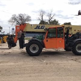 2012 JLG G10-55A
