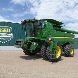 2015 John Deere S670