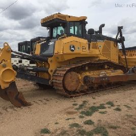 2015 John Deere 1050K