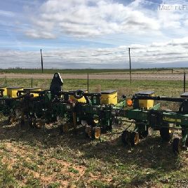 2005 John Deere 1710