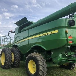 2015 John Deere S670