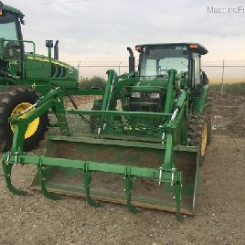 2015 John Deere 5075E