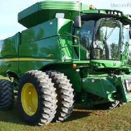 2013 John Deere S670