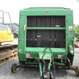 2005 John Deere 567
