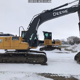 2014 John Deere 250G LC