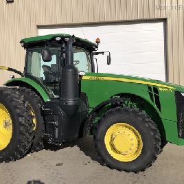 2017 John Deere 8245R