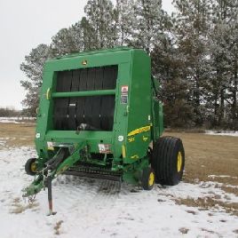 2012 John Deere 568