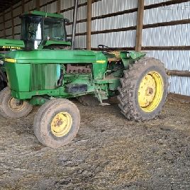 1983 John Deere 2940