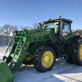 2017 John Deere 7310R