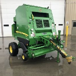2016 John Deere 854 Ensilage spécial