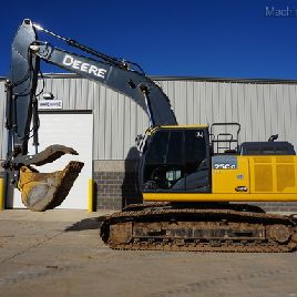 2016 John Deere 250G LC