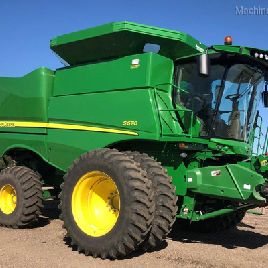 2016 John Deere S670
