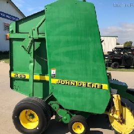1998 John Deere 566