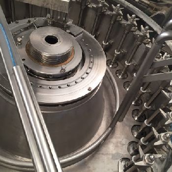 Rotary Vacuum Filler.-32 Heads