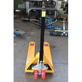 CODE 1099 NEW MANUAL PALLET TRUCK WITH POLYURETHANE TREAD 2500 Kg MOD 0028