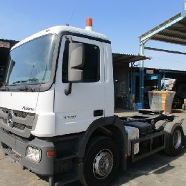 2009 MERCEDES-BENZ 3340