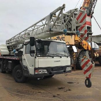 2013 Zoomlion QY16HF