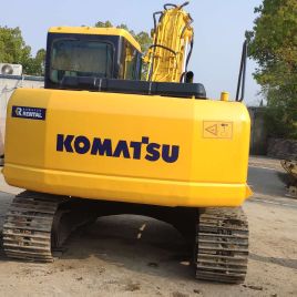 2017 KOMATSU PC130