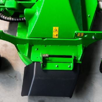 Tondeuse AVANT 150cm + kit mulching