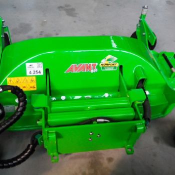 Tondeuse AVANT 150cm + kit mulching