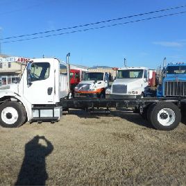 2006 FREIGHTLINER BUSINESS CLASS M2 100