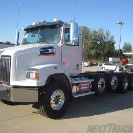 2020 WESTERN STAR 4700SB