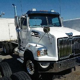 2020 WESTERN STAR 4700SB